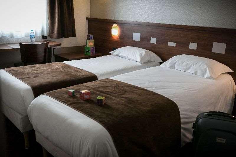 Brit Hotel Rennes Le Castel Rum bild